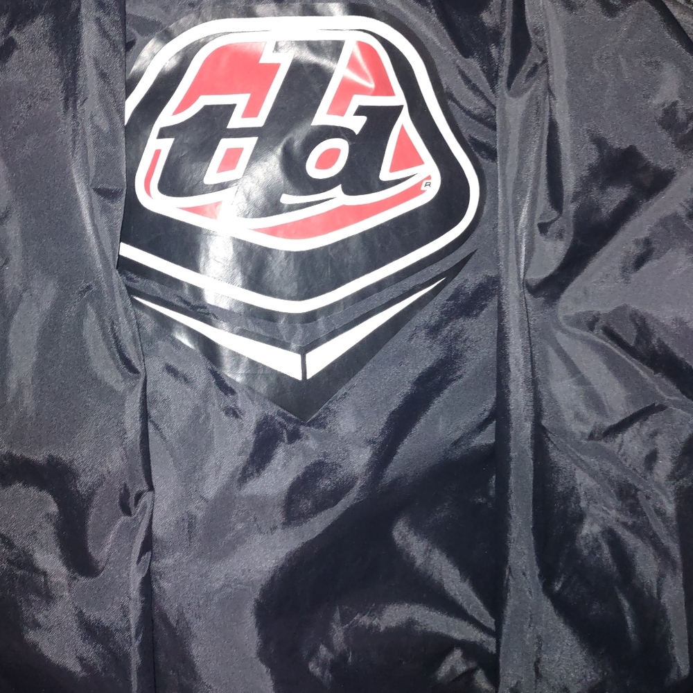 TROY LEE WINDBREAKER